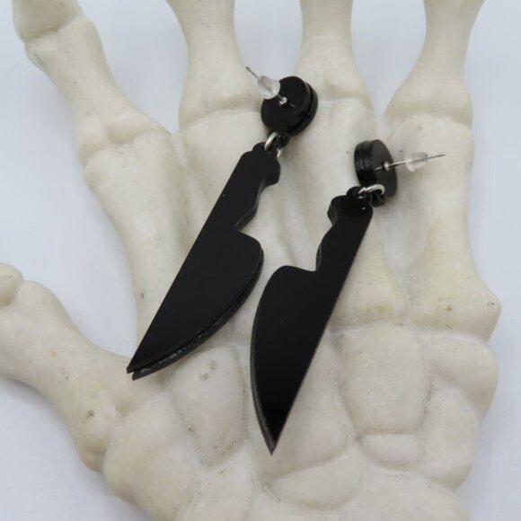 Ghost Face Knife Shaped Rhinestone Accent Dangle Earrings Scream Halloween NEW - Picture 5 of 9